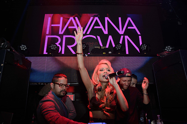DJ-Havana-Brown_TAO-DJ-Booth
